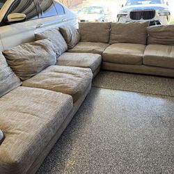 Modern Gray Sectional Couch – Large & Comfortable