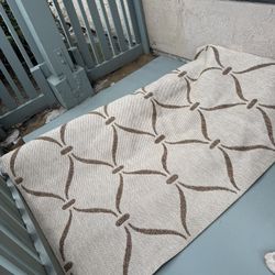 New Large Beige  Rug 7.6ft  X 9.6ft 