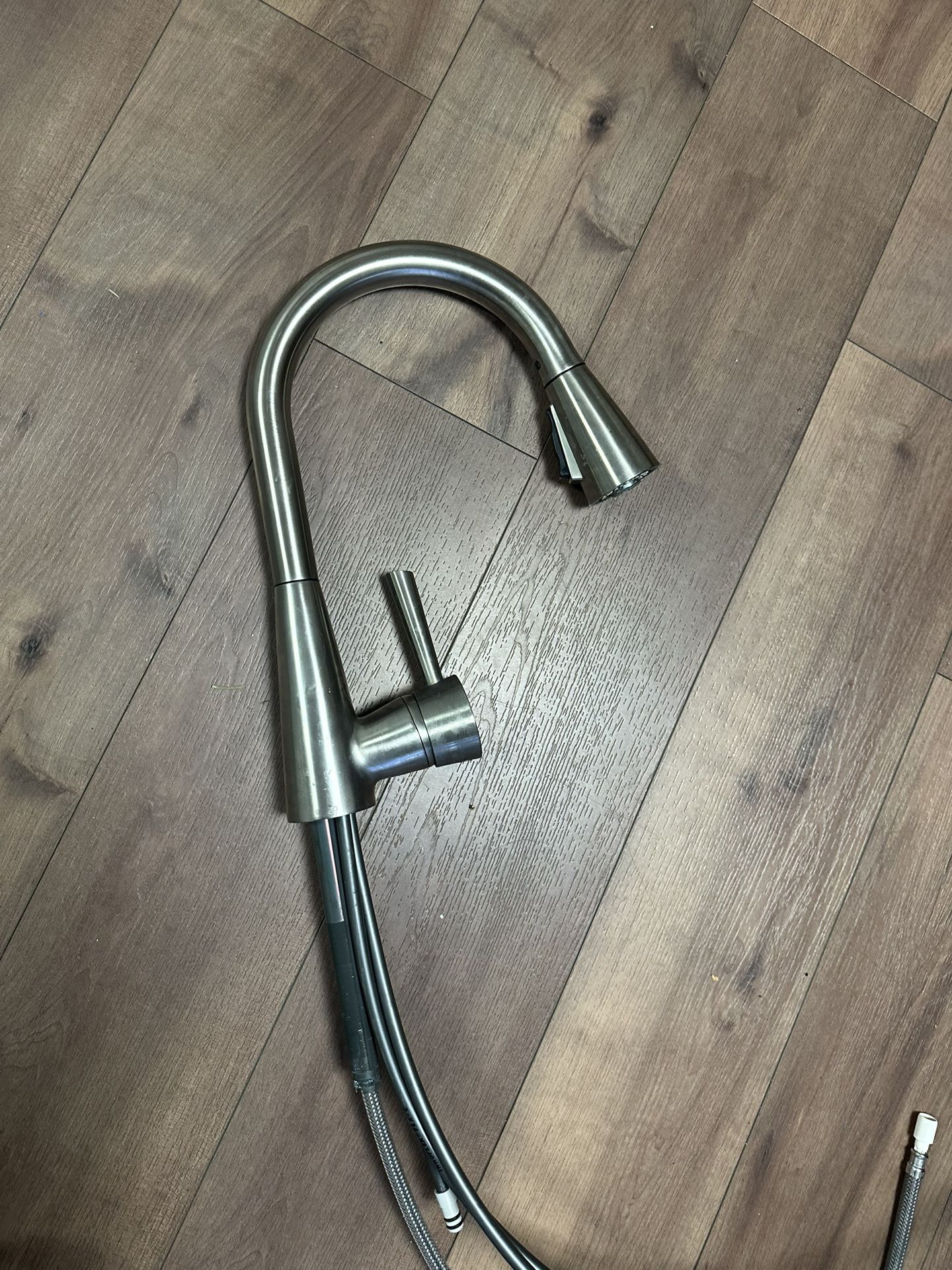 1/17 Cartway Single-Handle Pull-Down Sprayer Kitchen Faucet in Brushed Nickel (2-Pack)