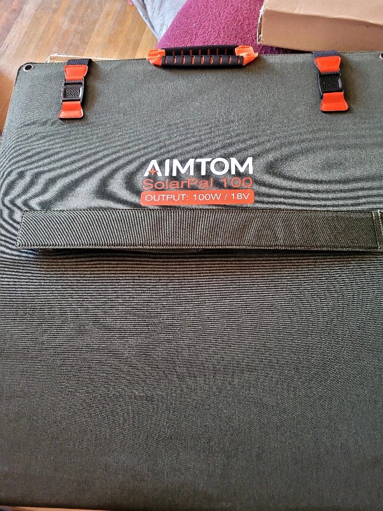 Aimtom 100W Foldable Solar Panel, High Efficiency Monocrystalline Fast Charging