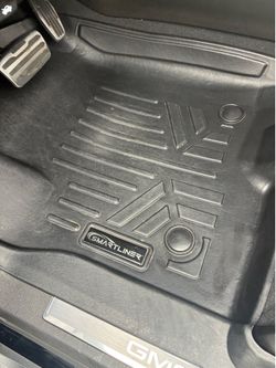 Chevy subarban GMC YUKOn Escalade FLOOR MATS SMARTLINER