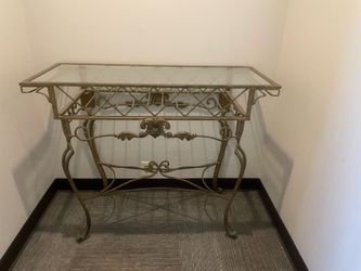 Table with Glass top
