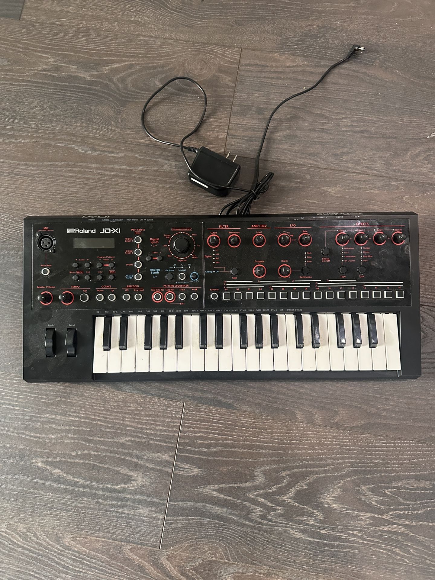 Roland JDXi Mini Synth