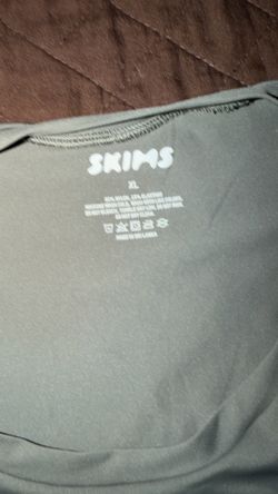 Skims tank top XL male (new)