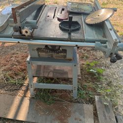 Delta 10” Table Saw