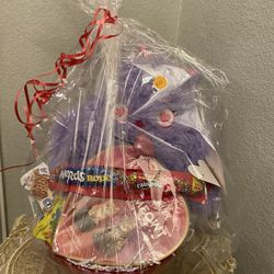 Last Valentine Basket