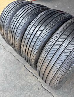235 55 18 GOODYEAR I'm selling this set of tires with 80% life left on all 4