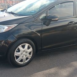 2013 Ford Fiesta