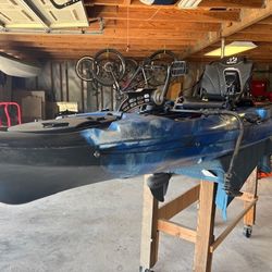 Kayak 12 Foot HooDoo Tempest 120P
