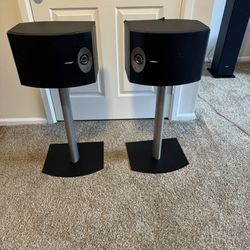 Bose 301V Speakers