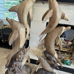 Beautiful Dolphin’s Sculpture 