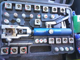 Mastercool Universal hydraulic flaring tool