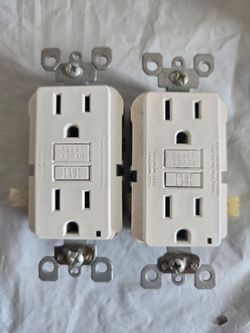 Leviton electrical outlets new white 2 piece