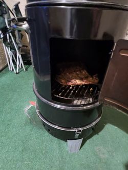 Vertical smoker