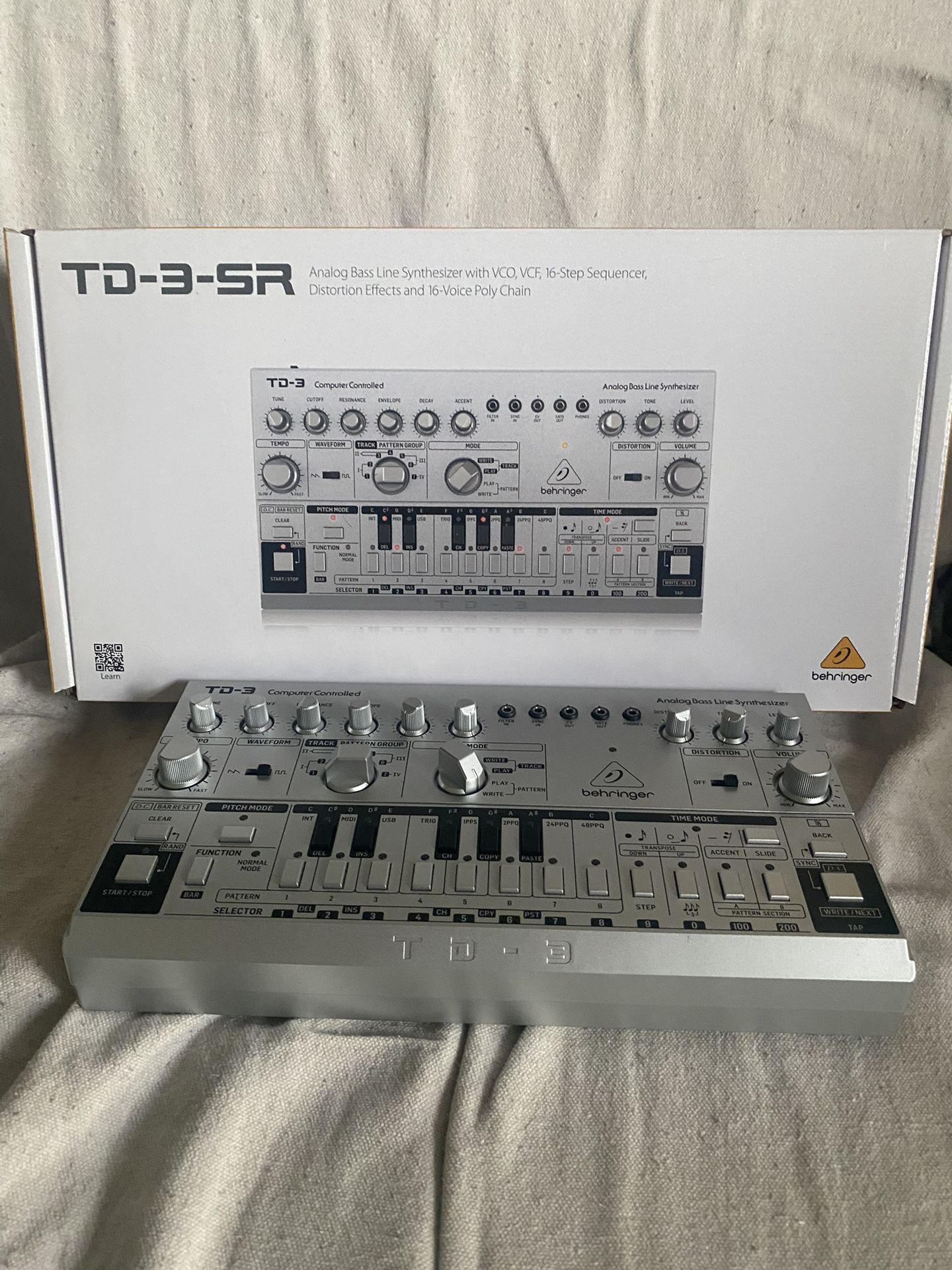 Behringer TD3 Analog Bass Synthesizer