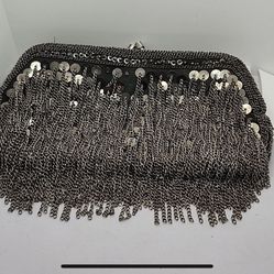Cargo Gunmetal Silver Gray Chain Link Fringe & Sequin Evening Bag Clutch So Sexy