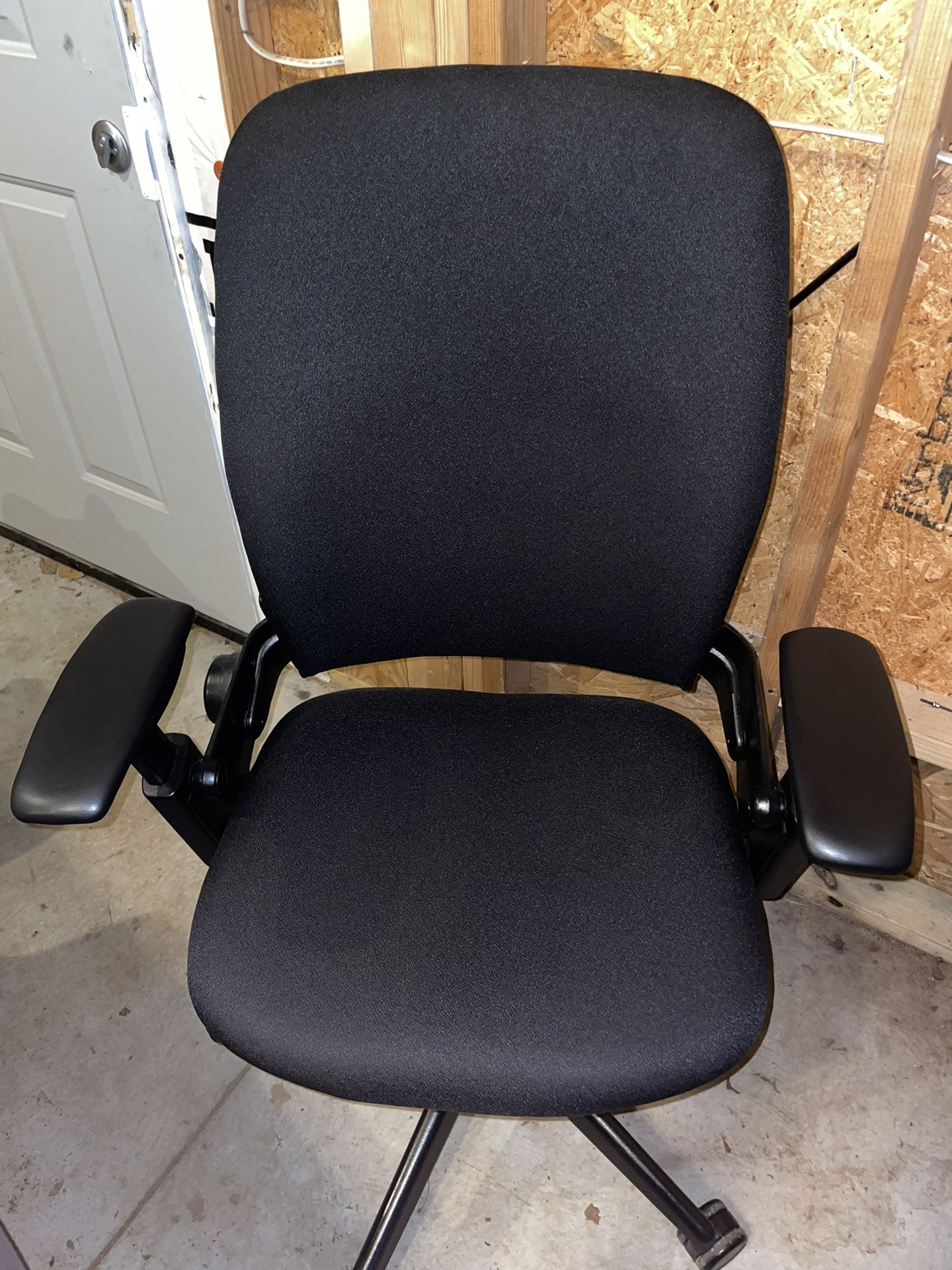 Steelcase Leap V2 with Leather Armpads
