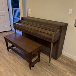 Free Small Piano