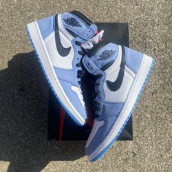 Jordan 1 “University Blue”