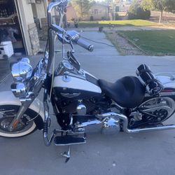 2012 Harley Davidson Deluxe