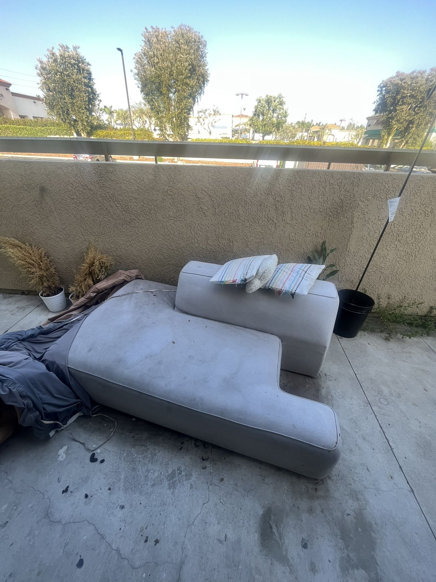 Outdoor Couch With  Cover