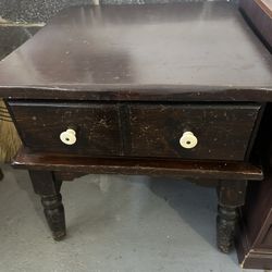 Even Allen Side Table 