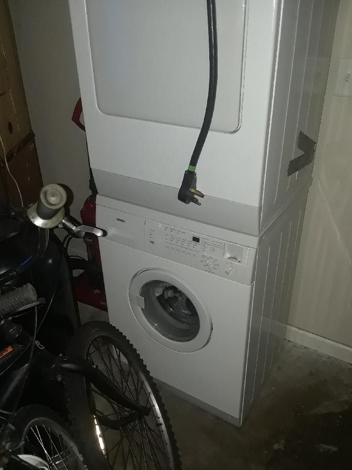 Side by side washer and dryer