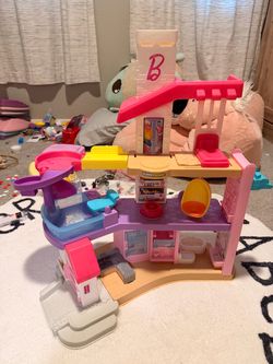 Little People Barbie Dream House