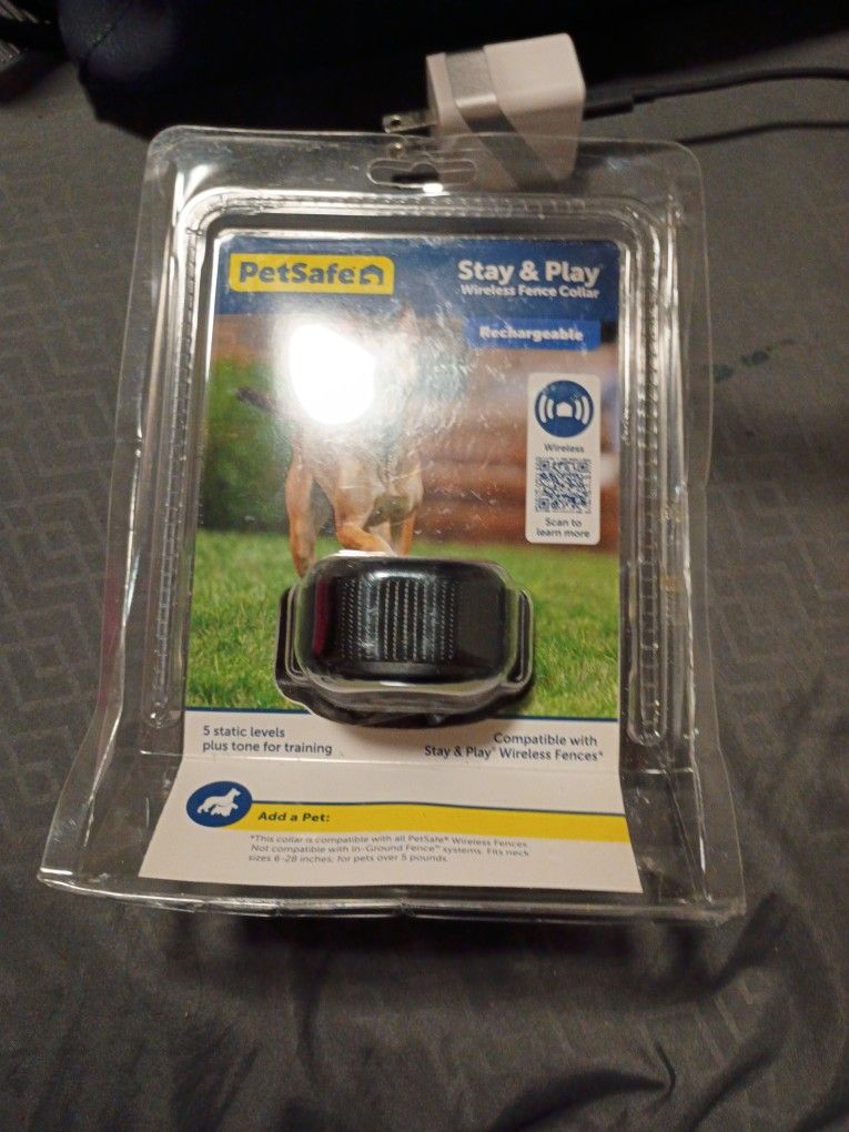 Pet safe Stay & Play Wireless Fence Collar