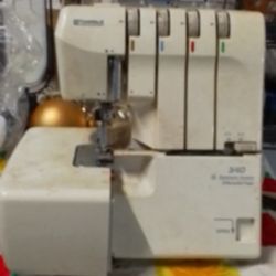 Serger Machine 