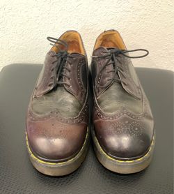 Dr. Martens 3989 Wingtip Brogues - Size 9 US