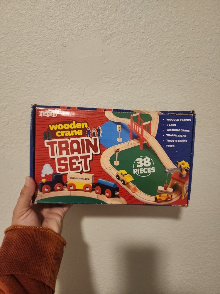 38 Piece Wooden Train Set