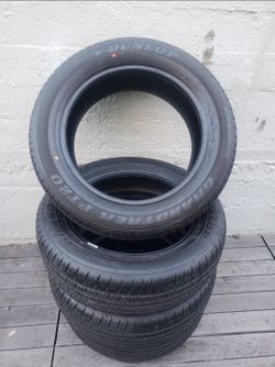 TOYOTA RAV4 PRIME 225/60R18 Dunlop Grandtrek PT20 100H - 8/32 -  80% Tread Left