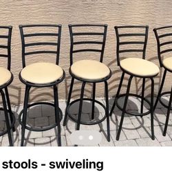 Bar Stools 