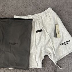 Essentials Shorts Light Oatmea