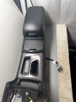 CENTER CONSOLE DODGE CHARGER 2022