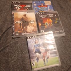 4 PS3 Games And 1 PlayStation 4 Game 