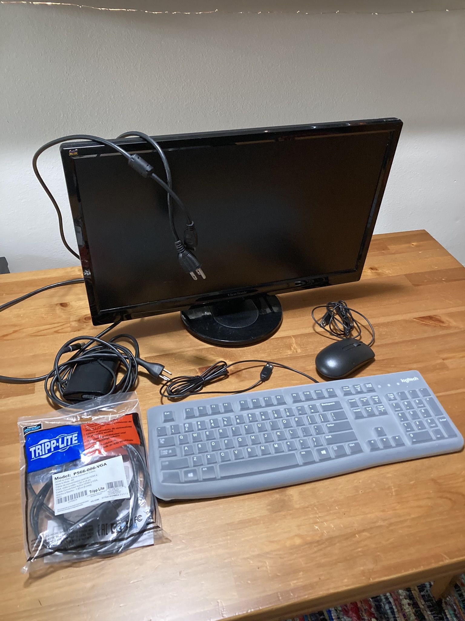 Monitor And Accessories 