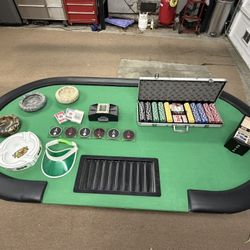 Premium Folding Poker Table – Seats 9