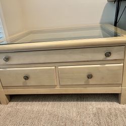 Coffee Table W/ Glass Top  Display Drawer