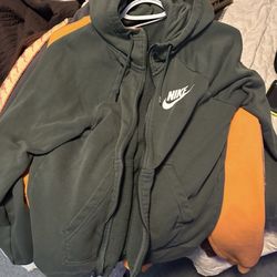 nike zip up