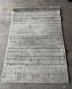 SURVA rug Large 4x6 • pillows • accent furniture • wall decor • l 