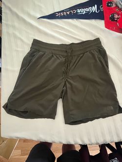 Women’s Aphrodite Motion Bermuda Shorts- women’s large