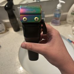 Babyliss Clippers Lo Pro Chameleon Limited Addition
