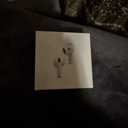 AirPods 4 Pro