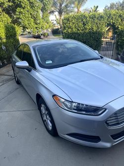 2016 Ford Fusion S sedan