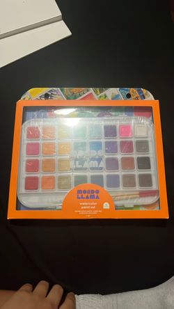 Mondo Llama Watercolor Paint Set