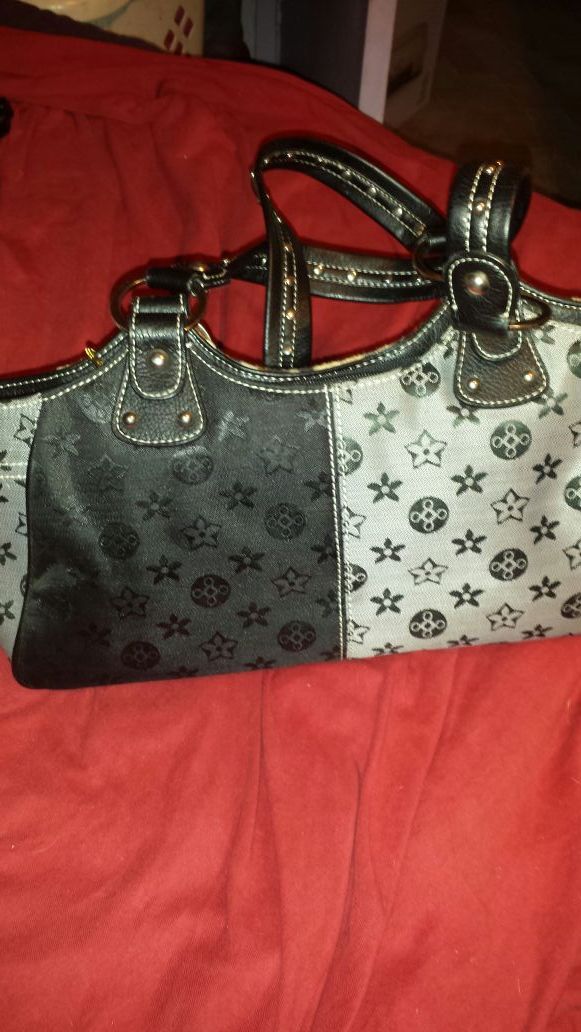 G Ing Purse New For In Muscoy Ca Offerup Open In The Continue To Mobile Website