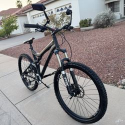 2014 Specialized stunt jumper Fall Suspension 