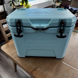 Ozark Trail 26 Qt High Performance Cooler